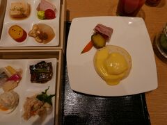 ☆4日目☆
今朝はご飯を頼んだら。。。エッグベネディクト(>_<)