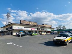 一ノ関駅近くのレンタカー屋さんでレンタカーを返却して…
駅の売店でかもめの玉子と萩の月を買って。