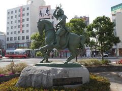 最後に幸村公の騎馬像に挨拶して、真田氏ゆかりの地巡りを締めくくりました。