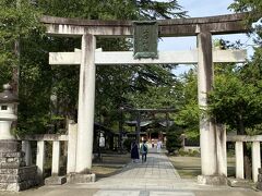 「上杉神社」へ