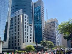 【とある週末のアベニーダ・パウリスタ／AV.Paulista】

久しぶりに晴れた日曜日、サンパウロのビジネス街：パウリスタ通りに出てみる...