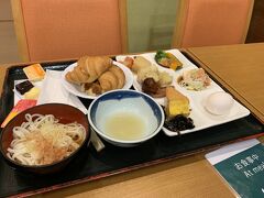 おはようございます。
二日目の朝です。

朝もバイキングで沢山食べすぎました…