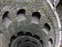 ＜レガレイラ宮殿＞

先ほどの螺旋階段よりはしっかりした造りです。