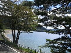 田沢湖です
お天気が良いので水面は綺麗です