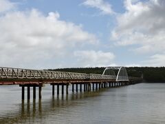 十三湖の中島遊歩道橋