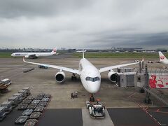 定刻だと10:25発の便で羽田を出発。
A350に初搭乗。