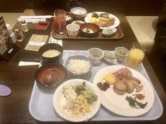 奈良漬、柿の葉寿司、粕汁、豆乳鍋、三輪そうめん、奈良野菜、など。それらを少しずつ取り分けてもお腹がいっぱいになってしまいます。