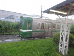 比奈駅。基本的にこの駅で電車とすれ違うことが多いようだ。