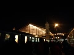 ブダペスト西駅 (ニュガティ パーイアウドゥヴァル)