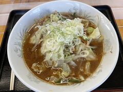 熱海を後にして東名に乗り、愛鷹PAで遅い昼食にしました。
味噌ラーメン、だったかな？

次は、三保の松原を目指しています。