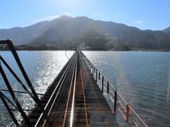 由良川橋梁を渡ります。