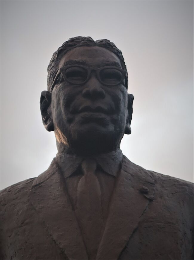 広島10　広島-5　池田勇人‐像　　　31/　　　10