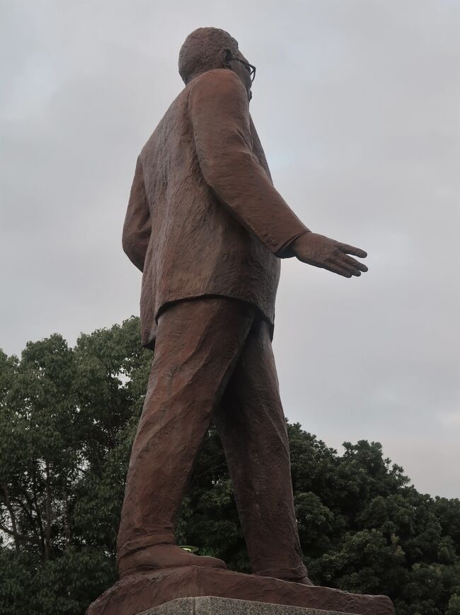 広島10　広島-5　池田勇人‐像　　　31/　　　14