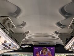 停車中の広島バスセンター行きのバスに飛び乗りました。切符を購入しなくても交通系ICカード（PASMO、suica）で乗車できるので便利でした。

