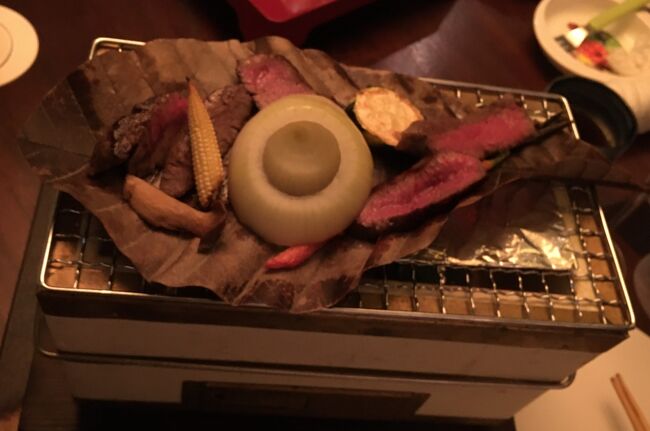 旦那様の温物<br />黒毛和牛ステーキ　松茸天ぷら<br />温野菜添え　実山椒醤油<br />