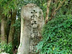 少し走ると、高千穂神社。