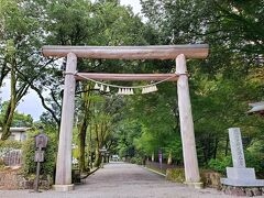 その後、10キロ弱走って、天岩戸神社に、到着。