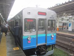 熱海からは伊東線に乗換
電車は伊豆急の車両ですけどねっ☆彡