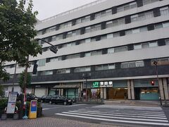 ●JR蒲田駅

京急蒲田駅からJR蒲田駅、徒歩で約10分程。
羽田空港に移動するために、JR/東急から京急に歩かれる人も多いのではないでしょうか？