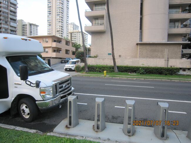 フォードのキャンピングカー<br />いいですね