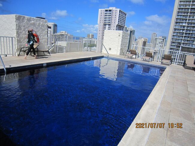 逃げます<br />？