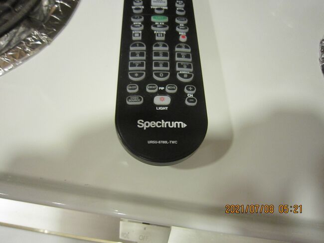 チャーター・コミュニケーションズ（英: Charter Communications, Inc., NASDAQ: CHTR）は、アメリカ合衆国でケーブルテレビや携帯電話のサービスを行う電気通信事業者。利用者には一般に「Spectrum」のブランド名で認知されている。コネチカット州・スタンフォードに本拠を置き、41の州でサービスが行われている。