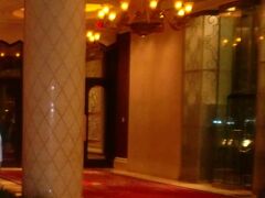 その後は、ラスバガスのカジノ王のスティーブウィンがべラージオを売却して2005年に理想的なカジノホテルの頂点として造り上げたウィンをみんなで見に来ました。