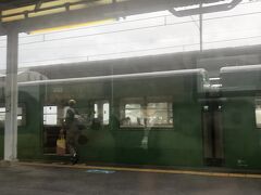近江舞子駅で各駅停車を追い越した！