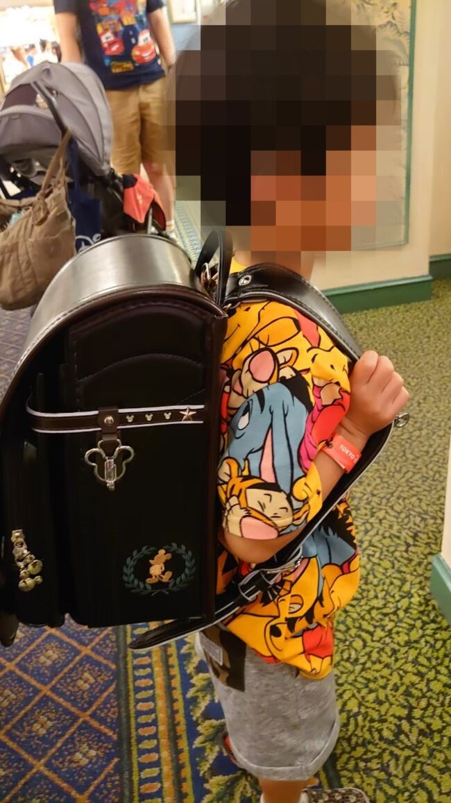 息子が来年小学生なのでランドセルを予約しに行きました♪