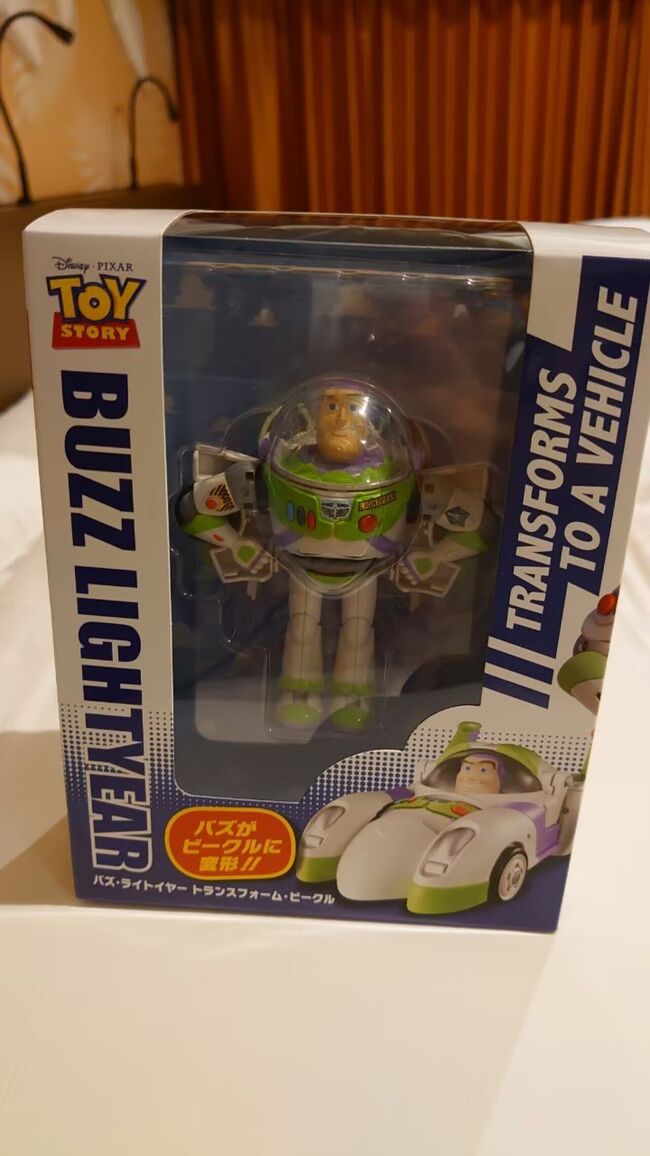 バズのおもちゃを買いました