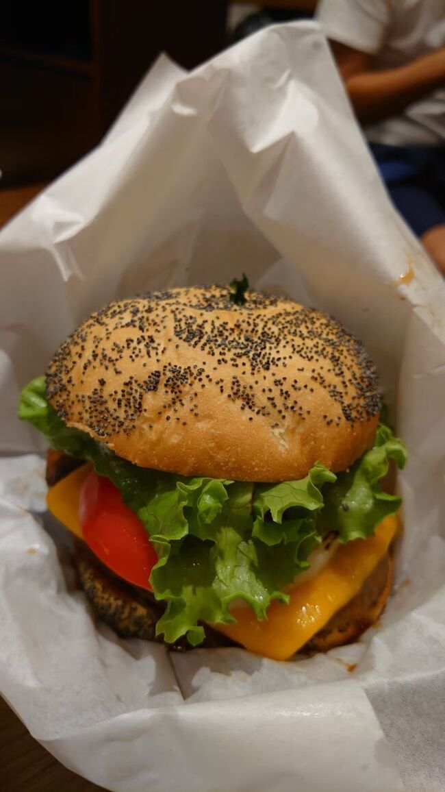 アメリカンなハンバーガーが食べたくて来ました