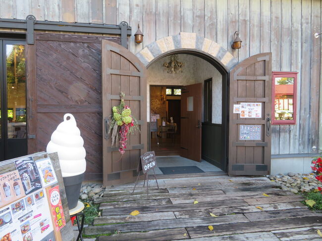 ここでお暇にします。<br />NAYA cafeです。