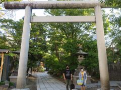 四柱神社
朝食会場から歩いてすぐです。