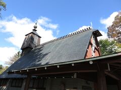 レストランから歩いて、聖パウロカトリック教会へ。
三角屋根が有名です。