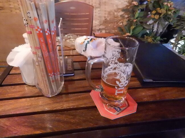 ビールを少し飲む。