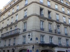 前日までのパリでの仕事が終わり、マルタへ移動する朝

パリへの出張があった頃、よく泊まっていたホテル "Royal Saint Honore Hotel"