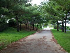 　そのまま首里城公園を散歩します。