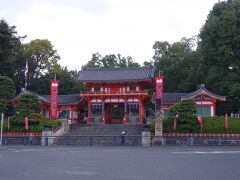 八坂神社の正面（西楼門）