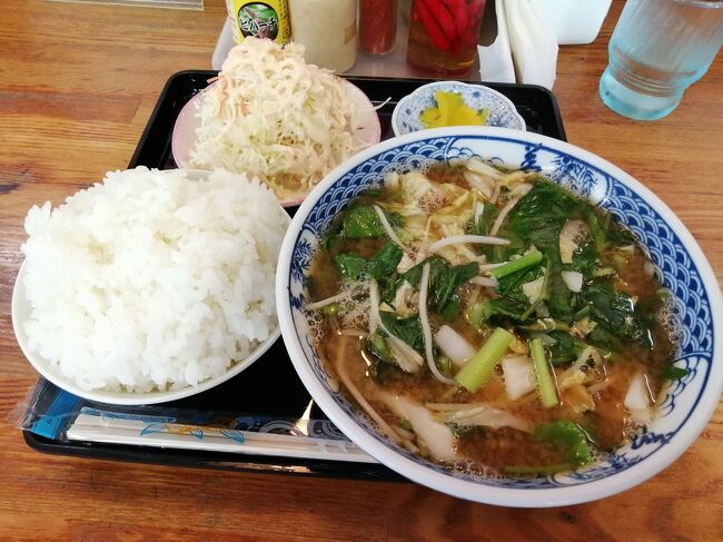 「味噌汁」650円。<br />ご覧の通りの定食となります。ダシが効いてないのでいまいち。<br />https://4travel.jp/dm_shisetsu_tips/14435854