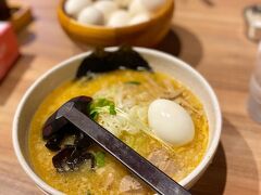 ラーメンは白樺山荘
〆のラーメンは味噌にしてみた
ハーフ
美味しいなぁ