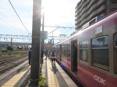 そんな魂のローカル線の旅もこれで終わり。
終点の銚子駅に到着し、乗客は全員降ります。