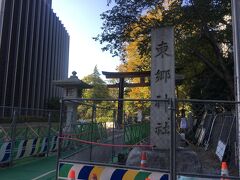 竹下通りを抜けて、左に向かって歩いて東郷神社へ。