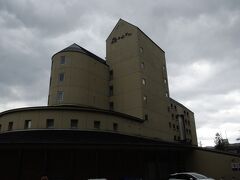 奥入瀬での宿泊は、奥入瀬森のホテル。
2泊しましたが、夕食・朝食ともにとても美味しかったです。
温泉も付いていたので、歩いて疲れた体を癒すことができました。