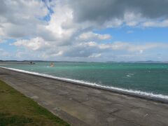 沖縄本島と宮城島をつなぐ海中道路