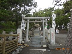 海辺に羽車神社がありました。
