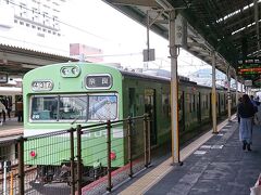 京都駅からＪＲ奈良線に乗り換え。宇治駅まで向かいます。