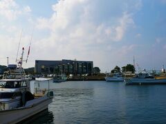 福岡と行き来するフェリーの港もあり、壱岐の中心地です。