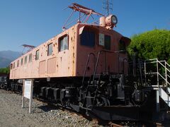 韮崎中央公園の鉄道
電気機関車ＥＦ15です。