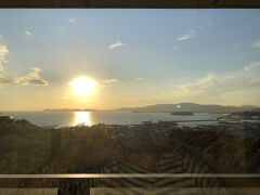 宿泊したホテルから夕日が沈んでいくのが見えた。天気の良い日で良かった。