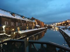 小樽に寄り道。
余市より屋根に雪少ないみたい。